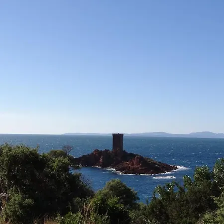 Terrasse Sur L'esterel *